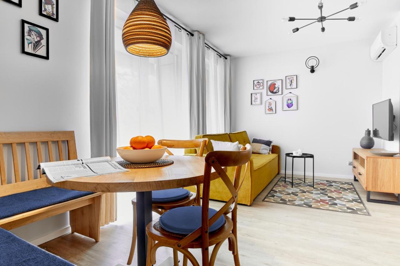 Sherlock Apartment Вроцлав Екстериор снимка