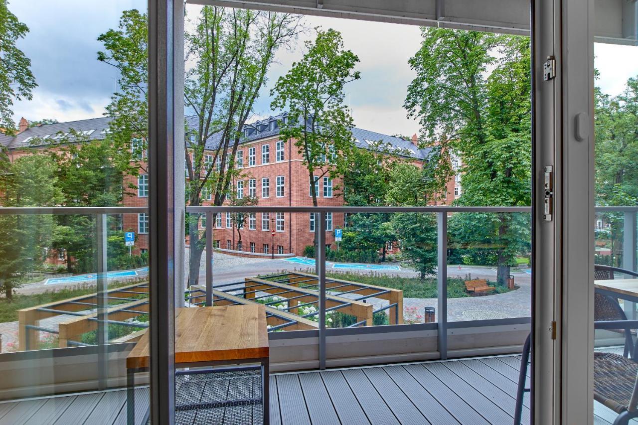 Sherlock Apartment Вроцлав Екстериор снимка