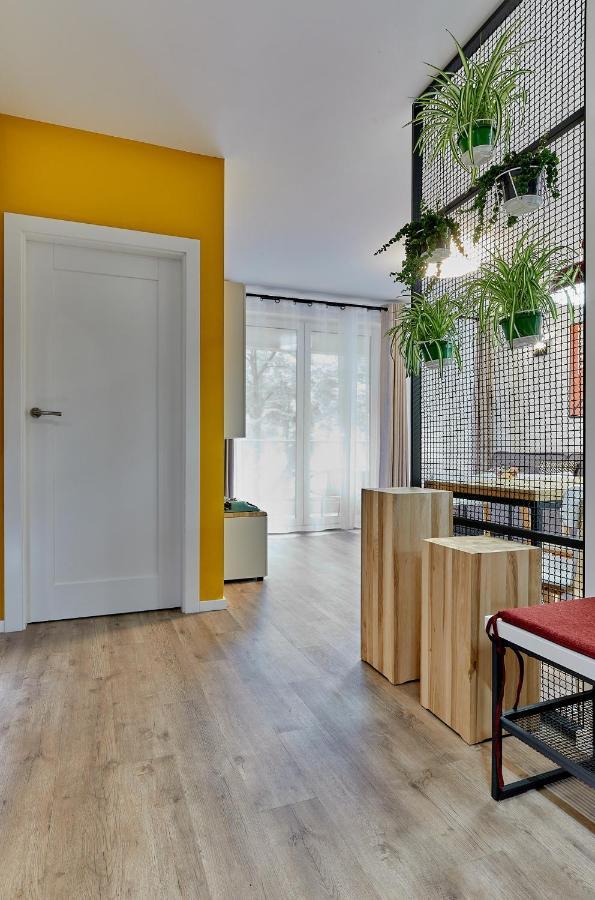 Sherlock Apartment Вроцлав Екстериор снимка